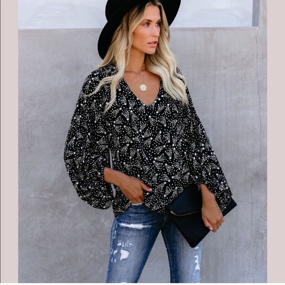 Vici Tops - NWT vicidolls balloon sleeve blouse
